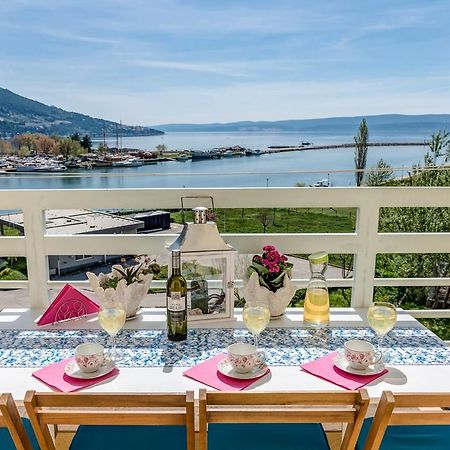 Apartment Sea View Mouth Cetina Omiš Eksteriør billede