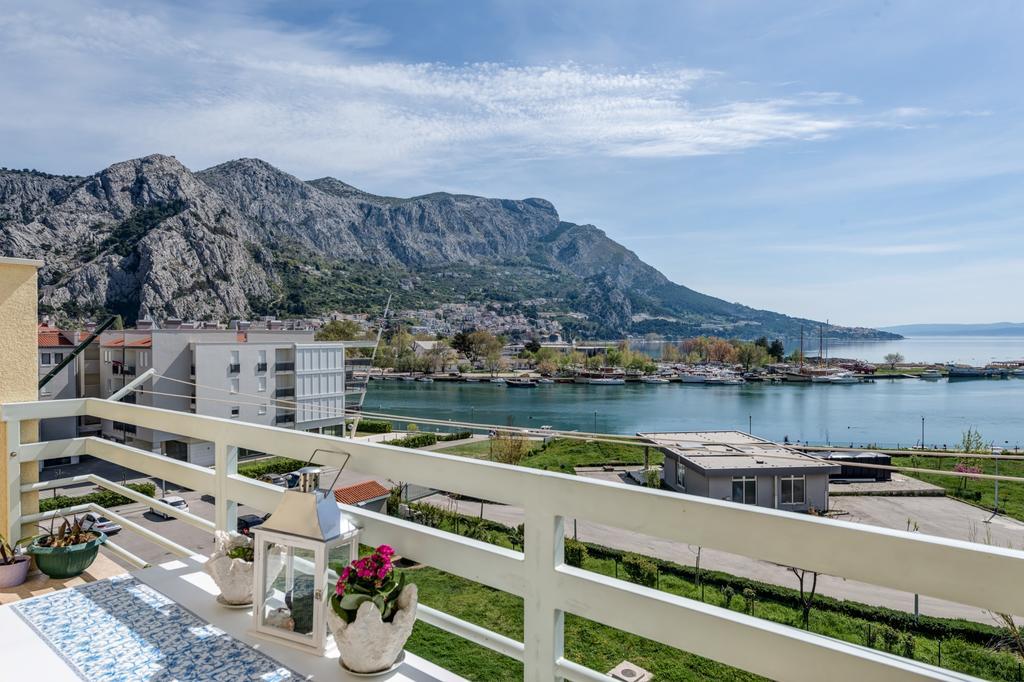 Apartment Sea View Mouth Cetina Omiš Eksteriør billede