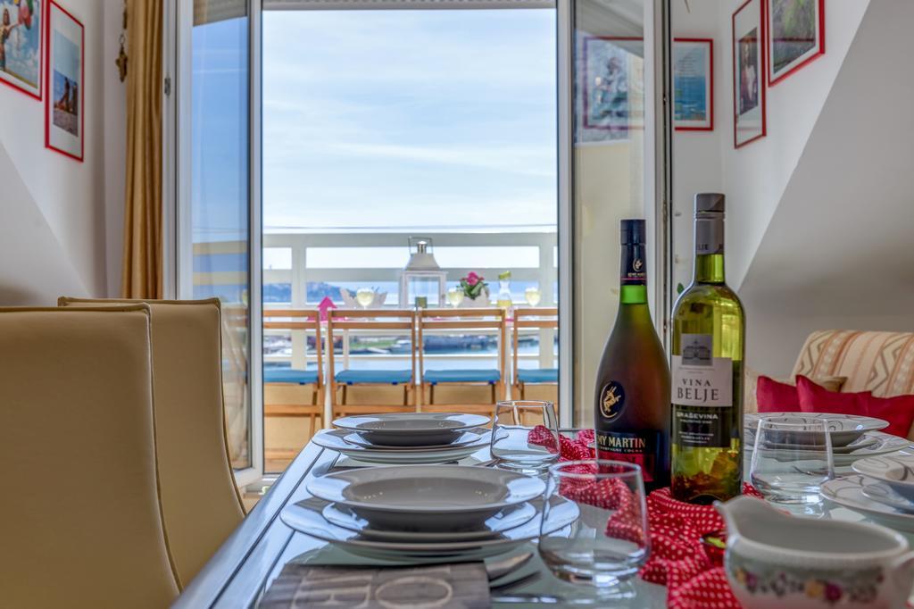 Apartment Sea View Mouth Cetina Omiš Eksteriør billede