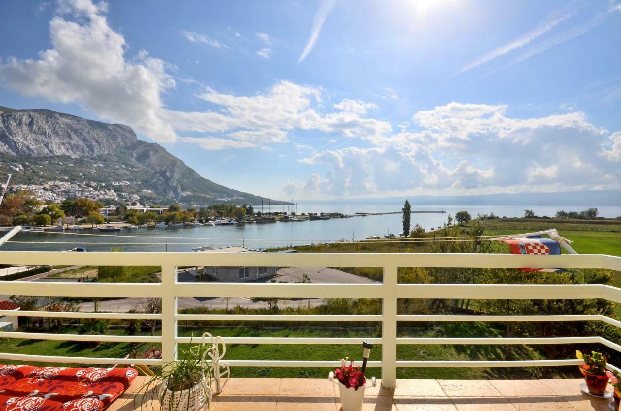 Apartment Sea View Mouth Cetina Omiš Eksteriør billede